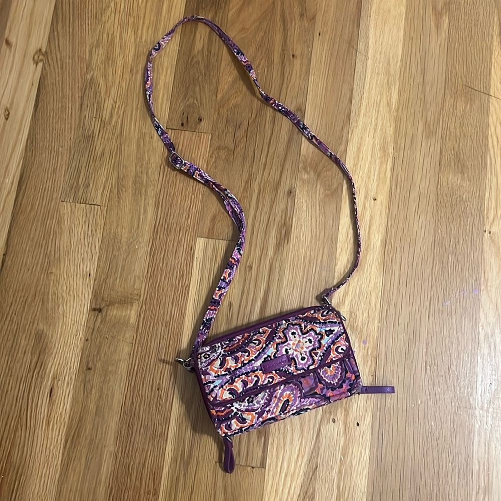 Vera Bradley wristlet/Crossbody perfect condition